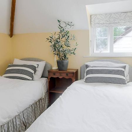 Adorable 2 Bedroom Guest House Хокгерст Екстер'єр фото